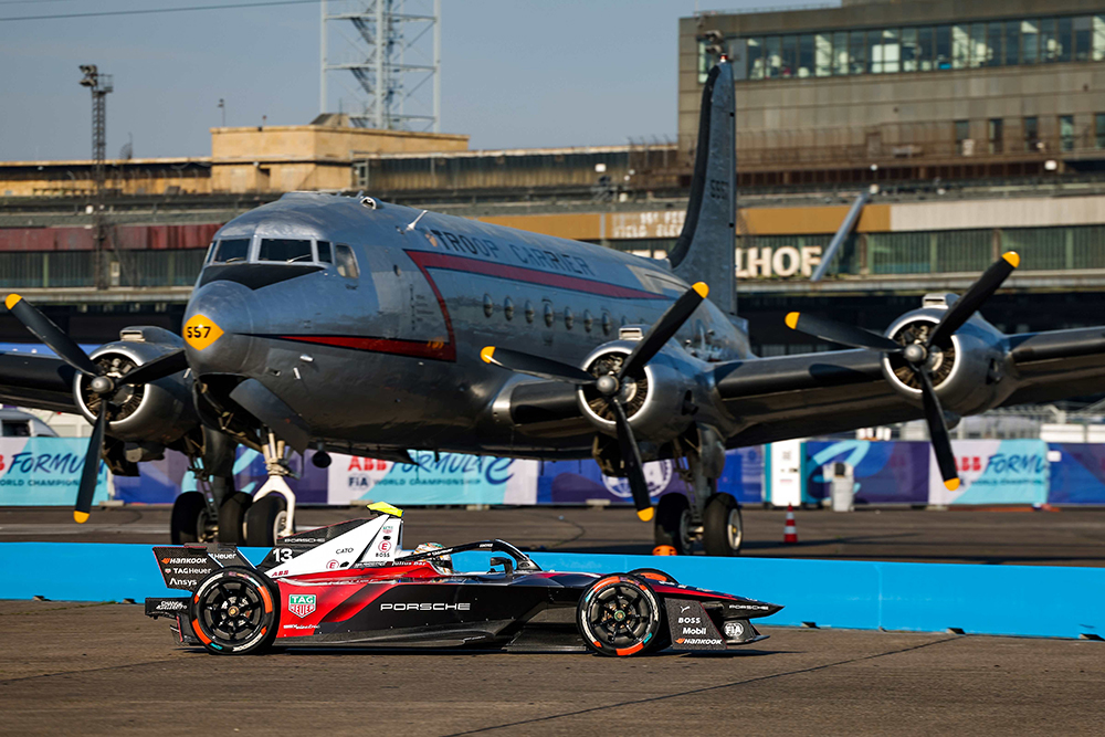 한국타이어 후원 2023 사빅 베를린 E-PRIX 경기 장면3